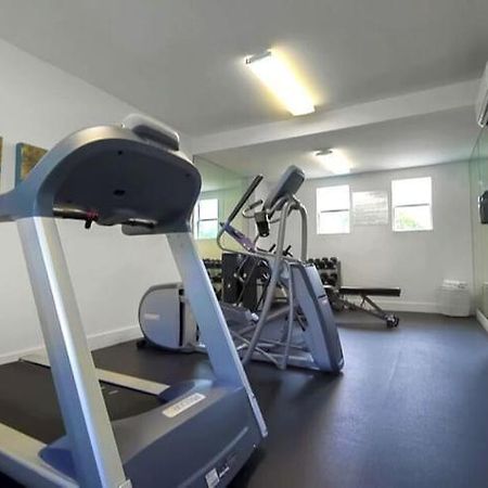 Vagabond Inn Bakersfield South Экстерьер фото